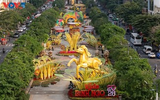 Đường hoa Nguyễn Huệ mở rộng không gian, lần đầu trải nghiệm ngày - đêm