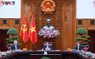 Gobierno vietnamita somete a debate importantes proyectos de trenes para maximizar su implementación