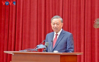 Líder político vietnamita pide transformar directivas y conclusiones del XIV Congreso del Partido en acciones y resultados concretos