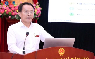 គ្រូបង្រៀនឆ្នើម បណ្ឌិត ផាម សួនខាញ់ ជាអ្នកត្រួសត្រាយផ្លូវក្នុងការផ្លាស់​ប្តូរថ្មីការអប់រំវិជ្ជាជីវៈ