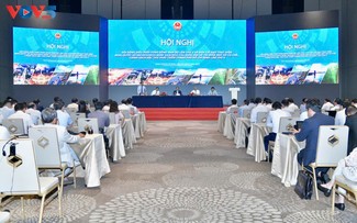 Le Premier ministre exhorte Hô Chi Minh-Ville à prendre la tête de la transformation numérique et du développement financier