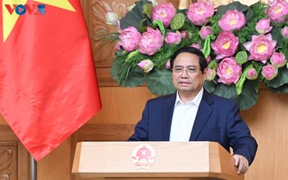 PM calls for private sector's stronger efforts to drive economic growth