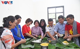 Lunar New Year gifts delivered to Nam Du island
