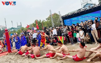 ດຶງ​ເຊືອກ: ພະລັງແຫ່ງຄວາມສັກສິດ​ຂອງ​ສາຍ​ເຊືອກ​ມໍ​ລະ​ດົກ