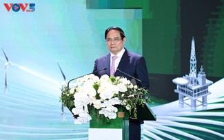 Pham Minh Chinh: Petrovietnam doit être à l’avant-garde pour permettre une croissance du PIB à deux chiffres