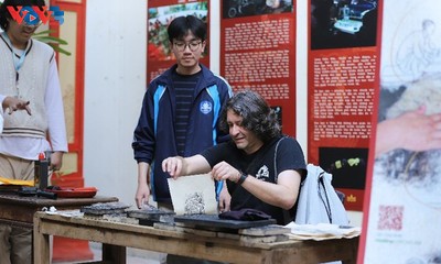 Erinnerungen an Handwerksberuf durch  „Erzählträume im Kim-Ngan-Gemeindehaus“