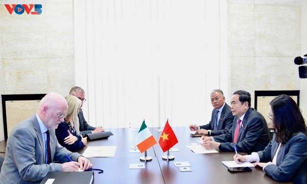 Vietnam e Irlanda prometen lazos más fuertes en múltiples campos