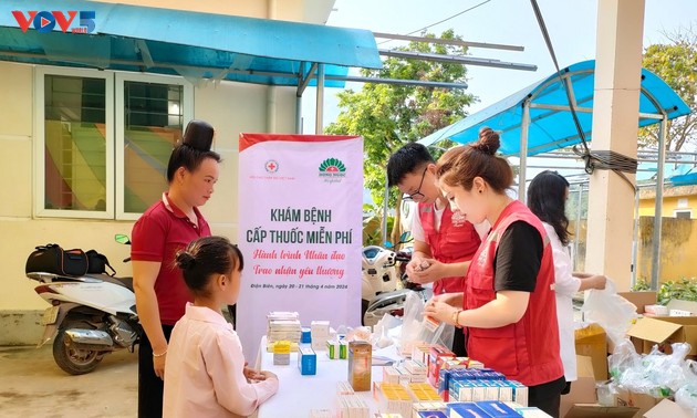 Itinéraire humanitaire à Diên Biên: Soins médicaux et solidarité en action