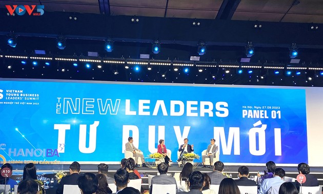 Young entrepreneurs asked to develop new thinking