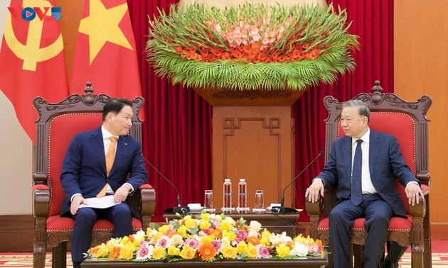 KPV-Generalsekretär To Lam empfängt den Vorsitzenden von SK Group aus Südkorea