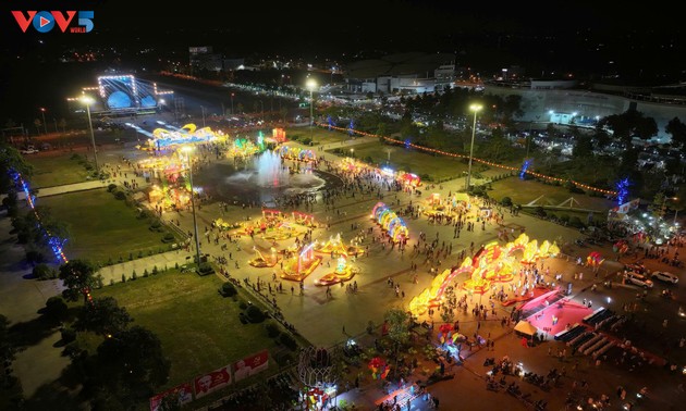 Pembukaan Berbagai Kegiatan  Memuliakan Identitas Budaya Tet 