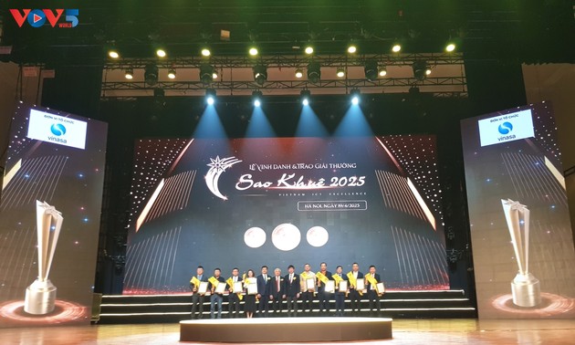 Der Sao Khue-Preis 2025 ehrt 198 herausragende Kandidaten