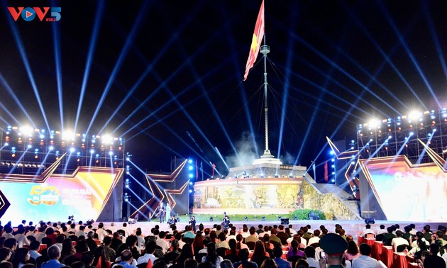 Kunstprogramm „Für immer das Lied des Sieges” – Verbreitung der historischen Bedeutung des Sieges vom Frühling 1975