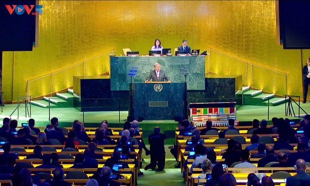 Staatspräsident Luong Cuong nimmt an der Feier zum 80. Gründungstag der Vereinten Nationen teil