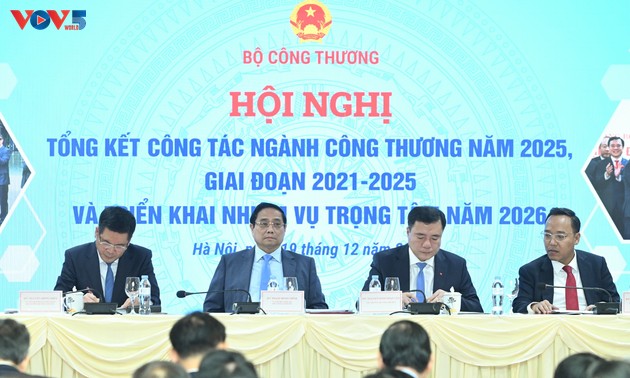 范明政要求工贸部勇做“6个先锋”