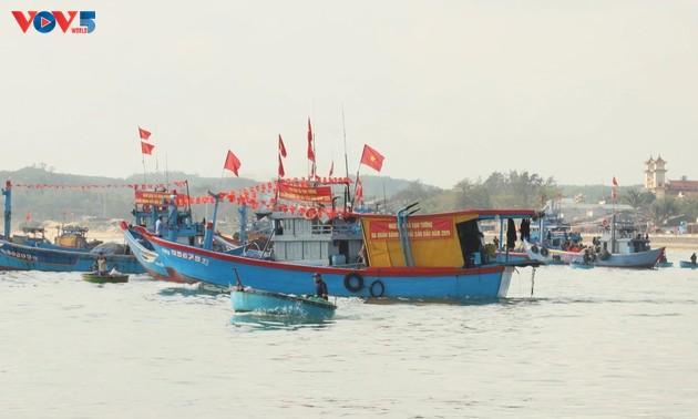 广义省万祥乡渔民新春出海 致力发展可持续渔业