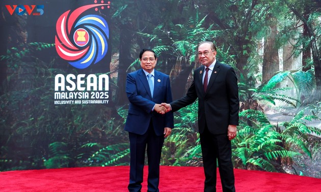 Le Premier ministre malaisien accueille les dirigeants participant au 47ᵉ Sommet de l’ASEAN