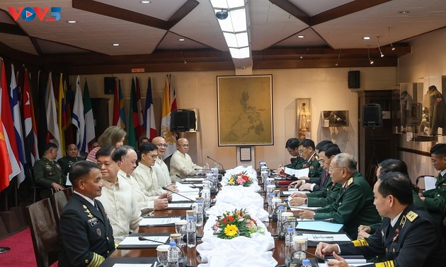 Vietnam, Philippines eye pragmatic defence ties