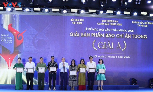 ベトナム革命報道100周年を記念する諸活動