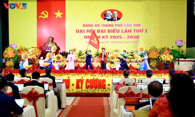 ベトナム・カントー市が近代的な水郷都市を目指す