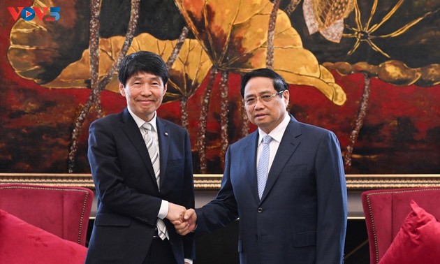 チン首相、日本とベトナムの地方間協力の強化を呼びかけ