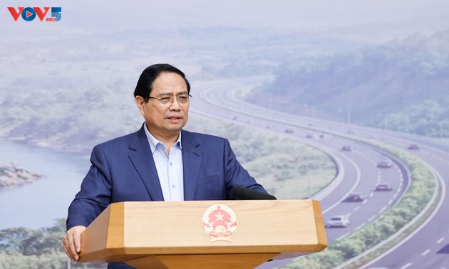 ベトナム首相 交通インフラ整備の加速を指示