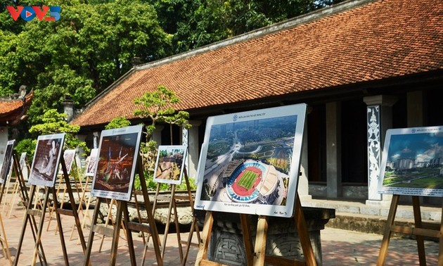 《我心中的河内》摄影展：河内展翅腾飞