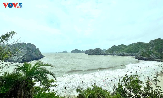 吉婆岛：夏季旅游胜地