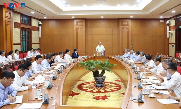 苏林总书记：为越南城乡发展制定符合实际要求的方向