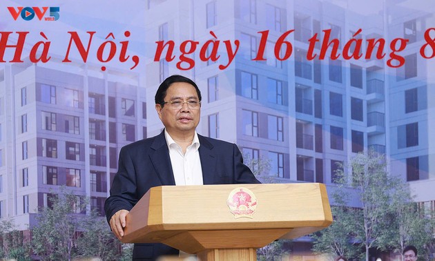 Premierminister Pham Minh Chinh fordert Fertigstellung von 100.000 Sozialwohnungen im Jahr 2025 auf