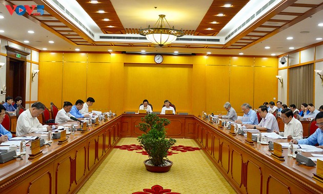 KPV-Generalsekretär To Lam: Personalarbeit in zusammengeschlossenen Orten