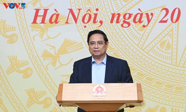 Premierminister Pham Minh Chinh leitet 3. Sitzung des Verwaltungsstabs für Entwicklung der Privatwirtschaft