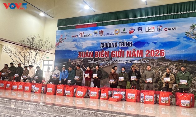 Musim Semi di Wilayah Perbatasan: Hangatnya Kawan Sekesatuan, Eratnya Ikatan Tentara dan Rakyat