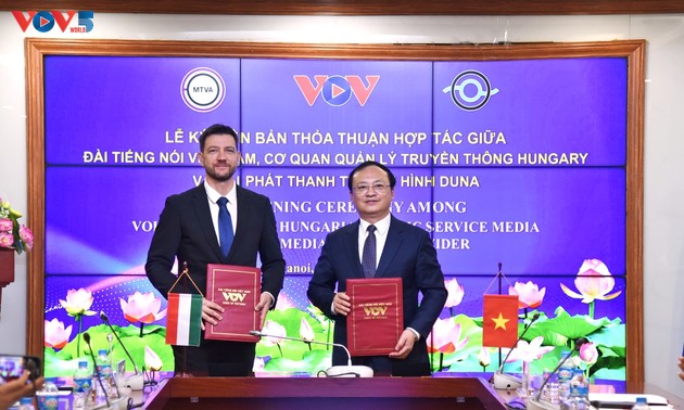Đài Tiếng nói Việt Nam ký thoả thuận hợp tác với Cơ quan quản lý truyền thông và Đài Phát thanh truyền hình Duna Hungary