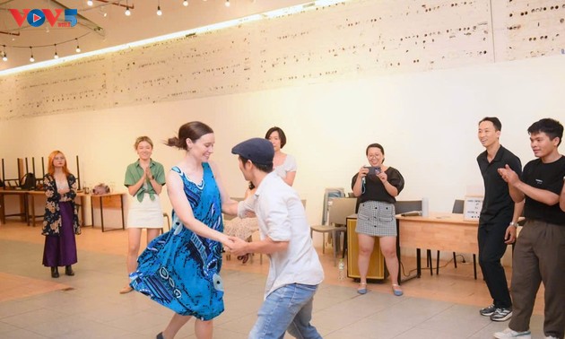 Hanoi Swing Dance: Điểm hẹn kết nối cộng đồng