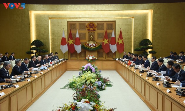 Vietnam unswervingly considers Japan its top partner, says PM