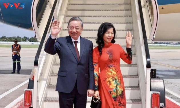 Party chief to pay State visits to Kazakhstan, Azerbaijan, Belarus, official visit to Russia 