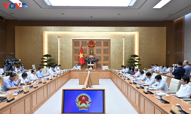 PM pushes for coordinated, effective implementation of two-tier local government