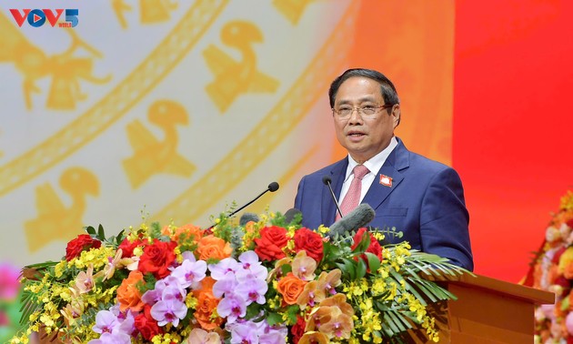 First Government Party Congress closes, Congress Resolution approved 