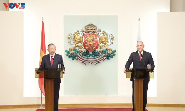 Vietnam–Bulgaria relations shift from “traditional” to “strategic” partnership