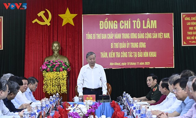 Party leader wants Hon Khoai island cluster to be strong in economy, defense, and security