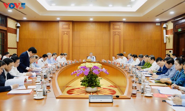 Party leader says combating corruption, waste, and misconduct is a vital task