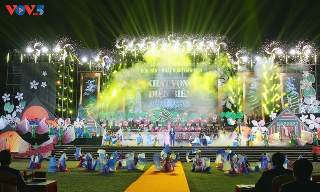 Bauhinia flower festival conveys Dien Bien’s aspiration for unity, strength