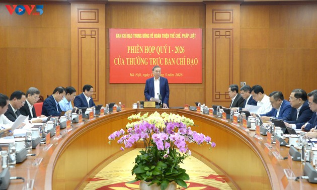 General Secretary requests continued institutionalization of Party's guidelines on private economy