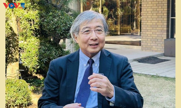 日 학자, “베트남의 외교 정책과 혁신 전략에서 배울 점 많아”