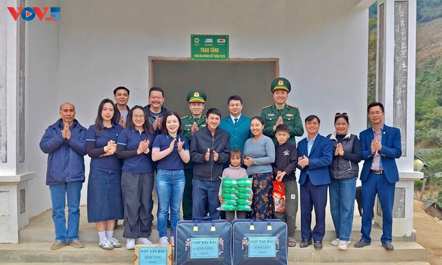 Mục tiêu cao nhất của Đảng là hạnh phúc của Nhân dân