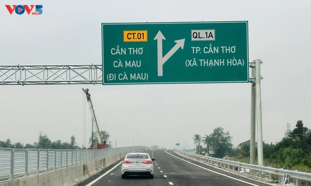 Người dân miền Tây gửi trọn niềm tin vào Đại hội lần thứ XIV của Đảng