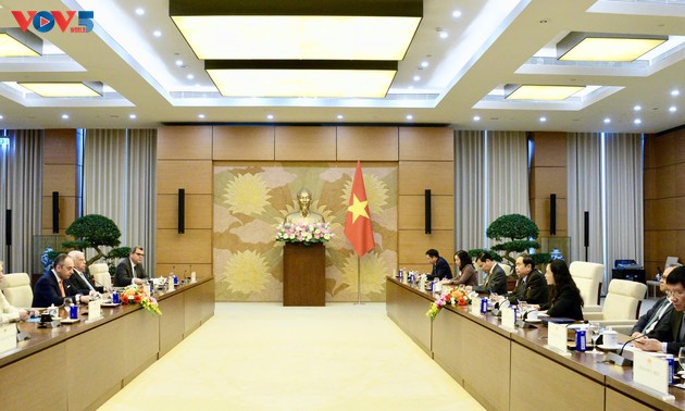 Vietnam seeks to deepen multifaceted cooperation with Greece