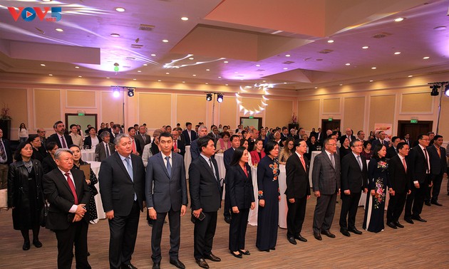 Celebran en Embajada de Vietnam en Kazajstán 30 años de relaciones diplomáticas