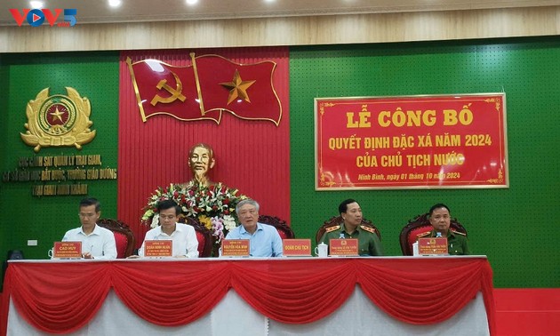 Conceden amnistía a reclusos en la prisión de Ninh Khanh, ejecutando la política de clemencia de Vietnam